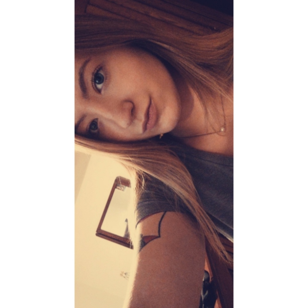 Meet your Posher, Lexi